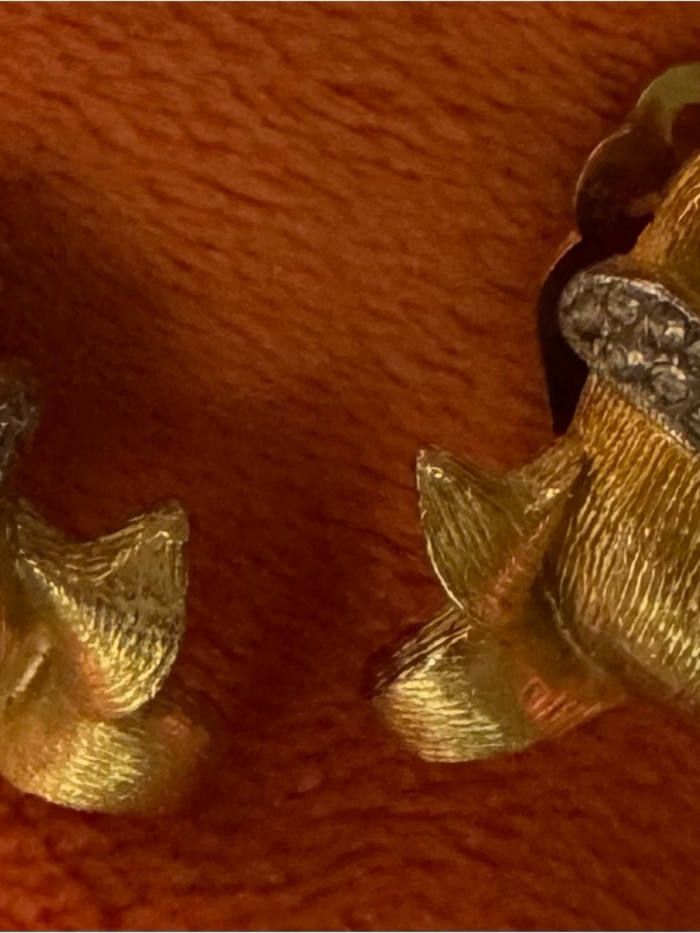 Vintage Bellini Clip-On Earrings. Very Pretty.